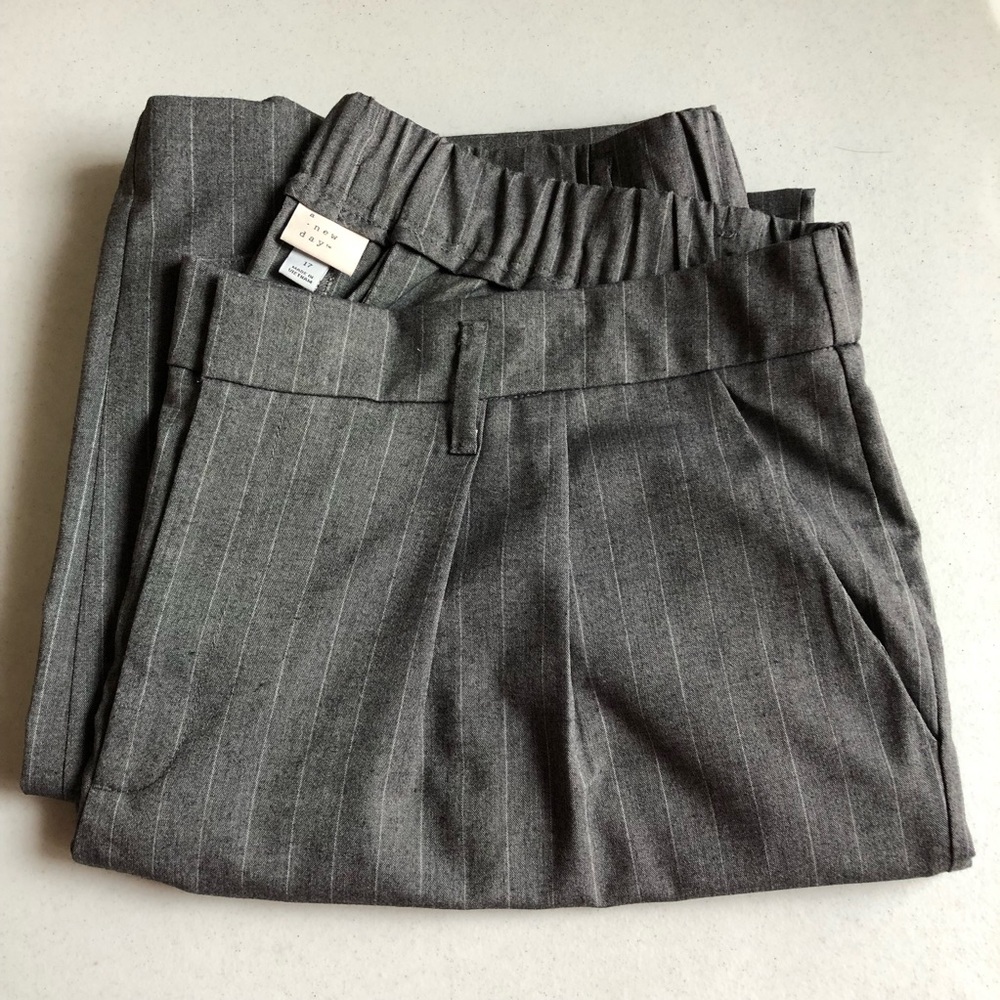A New Day Gray w/Cream Stripe Wide Leg Trousers - Size 17